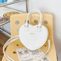 Borsa bianca a forma di cuore con trama a coccodrillo e tracolla rimovibile - Bianco