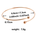 Dimensiones detalladas del brazalete ajustable de acero oro rosa con datos de peso - Oro rosa