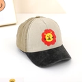 Dettaglio del cappellino da baseball per bambini con stampa leone e tessuto spazzolato - 52CM(2-6 Anni) / Stile Leone Patchwork Cachi Beige Grigio (E)
