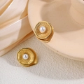 Vintage 18k gold plated titanium steel earrings with pearls and radial texture - Double Flower Artificial Pearl