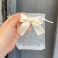 Elegant white organza gift bag with a large decorative silk ribbon bow closure - 17*23 / Off White