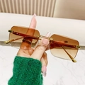 Lunettes de soleil carrées sans monture avec verres dégradés marron et branches dorées bois - Monture Dorée Verres Thé Dégradé
