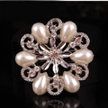 Elegante spilla a fiore argento con perle a goccia e strass in cristallo scintillanti - Voluta di Perle a Goccia Argento (xz04-105B)