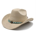 Dettaglio cappello da cowboy in finta pelle con perline turchesi e fibbia in metallo - Cammello Chiaro