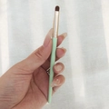 Mint green eyeshadow brush with golden ferrule and brown synthetic bristles - Rain Lotus - Concealer Brush