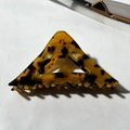Classic tortoiseshell triangle hair claw clip for women made of premium acetate material - Dark Color