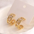 Gold-plated C-shaped hoop earrings with sparkling heart-shaped zircon stones - Heart Zirconia Style