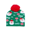 Dettaglio maglia del berretto natalizio verde con pompon rosso e motivi di Babbo Natale - M (56-58cm) / Stile Babbo Natale Verde (C)