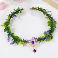 Couronne de fleurs pour filles avec feuilles vertes, fleurs mauves et pendentif en cristal - Couronne de Pendentif en Cristal Violet