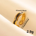 Dettaglio anello dorato da 0,5cm con smalto nero e indicazioni delle misure - Stile Sottile Oro Nero (J649-G-B)