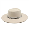 Detailed texture of beige felt boater hat featuring a stylish chunky silver chain band - M (56-58cm) / Beige