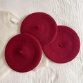 Classic burgundy wool beret for women in a vintage retro style with a soft texture - M(56-58cm) / Burgundy
