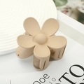 Matte milk tea color flower hair claw clip for elegant Korean style hairstyles - 7.2*7.2*4.1 / Nude