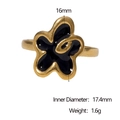 Detailed view of flower ring with 17.4mm diameter and black center in 18k gold plating - Black