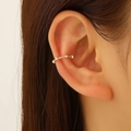 Earcuff vintage francés de aleación dorada con bloques metálicos hexagonales texturizados - Estilo de Tuerca Roscada Industrial - Dorado (A-328)