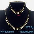 Goldenes Schmuckset aus Kupfer mit Halskette, Armband und Wassertropfen-Anhängern auf Büste - Weißer Stil (KS201060-Z)
