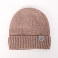 Unisex Strickmütze in Haferflocken-Optik mit Umschlag und SPORTS-Label für den Winter - Khaki
