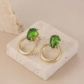 Elegante goudkleurige ronde oorbellen met peervormige smaragdgroene zirkoon hangers - Donkergroene Waterdruppel Zirkoon