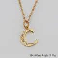 Collana con lettera C in acciaio al titanio placcato oro 18K con zirconi, peso 3,05g - Lettera C
