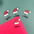 Set mit 4 Weihnachts-Haarspangen mit roten Pailletten-Weihnachtsmützen und Pelzbesatz - Glitzer Weihnachtsmütze Haarklammer