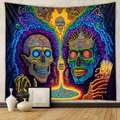 Detalle de tapiz psicodélico con motivos de calaveras y vibrantes colores neón - 73x95cm (Tela Cepillada) / GT230303-Calavera Psicodélica
