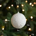 Bola de Navidad blanca de 8cm con encaje vintage y cordón plateado para el árbol - Blanco