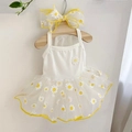 Sommerliches Haustierkleid mit Gänseblümchen und Tüllrock für kleine Hunde wie Pommern - XS / Gelbes Gänseblümchen (Mit Kopfschmuck)