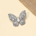 Spilla a farfalla elegante in lega d'argento con cristalli e perla per accessori - Farfalla a 12 Diamanti / Argento