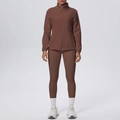 Vooraanzicht van bruine fleece sportset met ritsjasje en hoge taille yoga legging voor de winter - S / Kastanjebruin