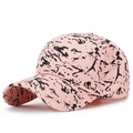 Casquette de baseball rose en coton avec motif graffiti noir et visière courbée - Réglable / Rose