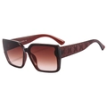 Fashion square tortoise shell sunglasses with gradient lenses and textured temples - Tea Frame Tea Lens