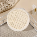Ronde geweven loofah pad in natuurlijk gebroken wit voor exfoliëren en baden - 9x9x5cm / Beige ronde bal doek