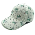 Détail de la dentelle papillon et des strass étincelants sur cette casquette vert menthe - M (56-58cm) / Vert