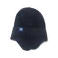 Détail du bonnet en peluche bleu marine avec texture douce et écusson motif flocon de neige - M / Bleu Marine