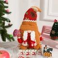 Lebkuchen-Gnom-Puppe mit Zöpfen auf weißem Kunstpelz für die Weihnachtsfeier-Dekoration - Zopf-Stil / 15.5*9*27cm
