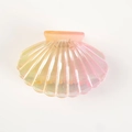 Pinza para el pelo con forma de concha y un degradado nacarado en amarillo rosa y violeta - Amarillo Rosa