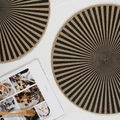 Round jute placemat with black and brown radial stripes and natural fringe texture - 38cm / Black Radiation