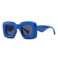 Futuristic oversized square sunglasses with bold Klein blue frames and dark grey lenses - Blue Black Grey