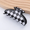 Pince à cheveux de 9cm au motif damier noir et blanc avec une finition brillante chic - Grands Carreaux Noir et Blanc (A7-4-20)