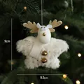Adorno de reno estrella de peluche blanco con cascabeles en un árbol de Navidad iluminado - Felpa Blanca Estilo E (Reno Estrella)