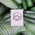 Orecchino a perno in argento su scheda display con ragazza su una foglia verde - Kawaii n. 2 (100 pezzi)