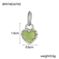 Dettaglio del ciondolo a cuore argento 1,0cm x 0,8cm con smalto verde chiaro intarsiato - Base Argento Ciondolo a Cuore Verde Chiaro