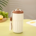Insulated smart coffee cup in cream white with digital temperature display and carrying strap - Plain Style / White - Brown Lid
