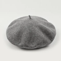 Klassische graue Baskenmütze aus dicker Wolle für Damen im minimalistischen französischen Stil - M / Medium Heather Grau
