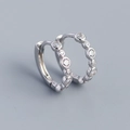Elegant S925 sterling silver hoop earrings with alternating small and large zircons - White Gold (Pair)