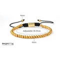 Détail du bracelet réglable en perles dorées de 4mm avec cordon en nylon de 18-25cm - Or 18K