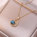 Elegante collana a mezzaluna dorata con perla pianeta blu in una scatola portagioie rosa - Pianeta Da Sogno D'oro-2