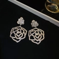 Macro de boucles d'oreilles rose avec tige en argent et pavé de zircone cubique - Style Strass Fleur de Rose Creuse (8#)