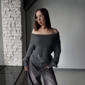 Jersey de punto gris oscuro con hombros descubiertos y puños acanalados de moda - S / Gris