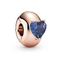 Roségouden bedel met een fonkelende blauwe hartvormige edelsteen op witte achtergrond - 013-Stopper (Roségoud Blauwe Hart Steen)